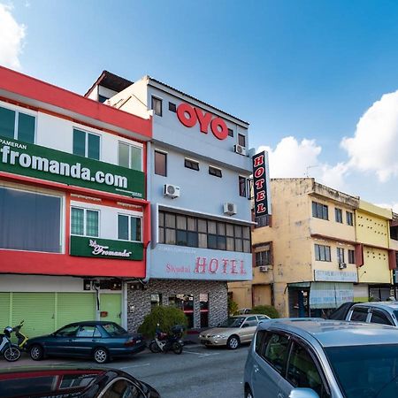 Oyo 1010 Skudai Hotel Exterior photo